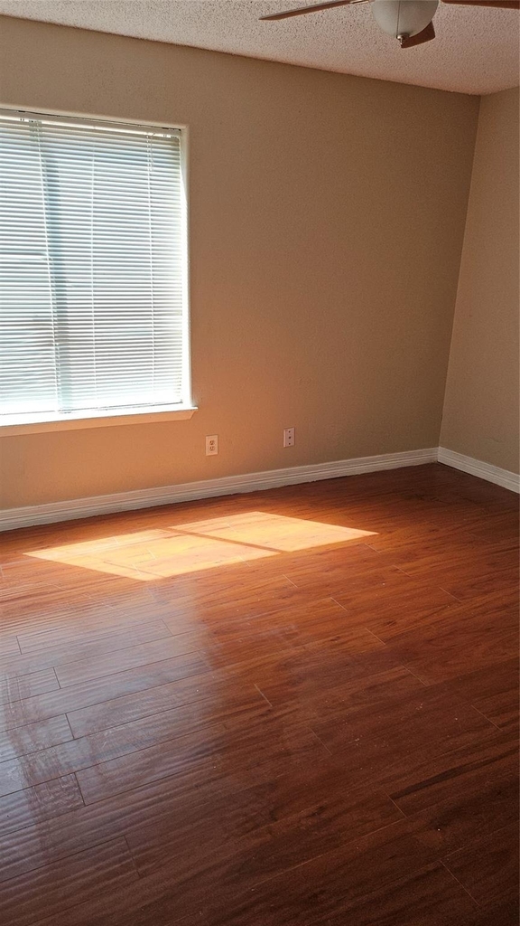12807 Villawood Lane - Photo 10