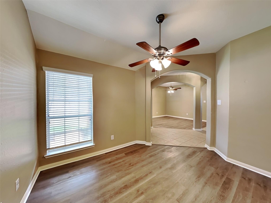 3523 Pine Valley Drive - Photo 7