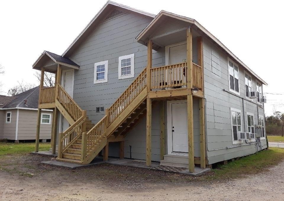 216 W Republic Street - Photo 8
