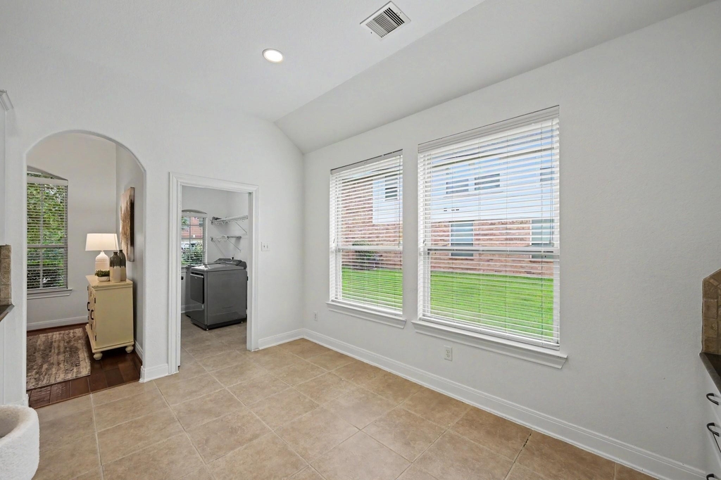 7 Fraiser Fir Place - Photo 12