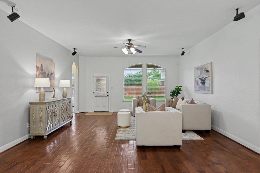 7 Fraiser Fir Place - Photo 10