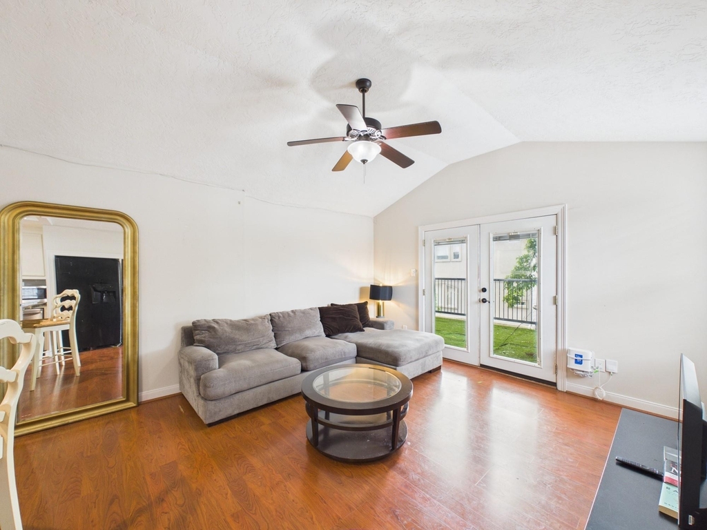 5110 Academy Street - Photo 4