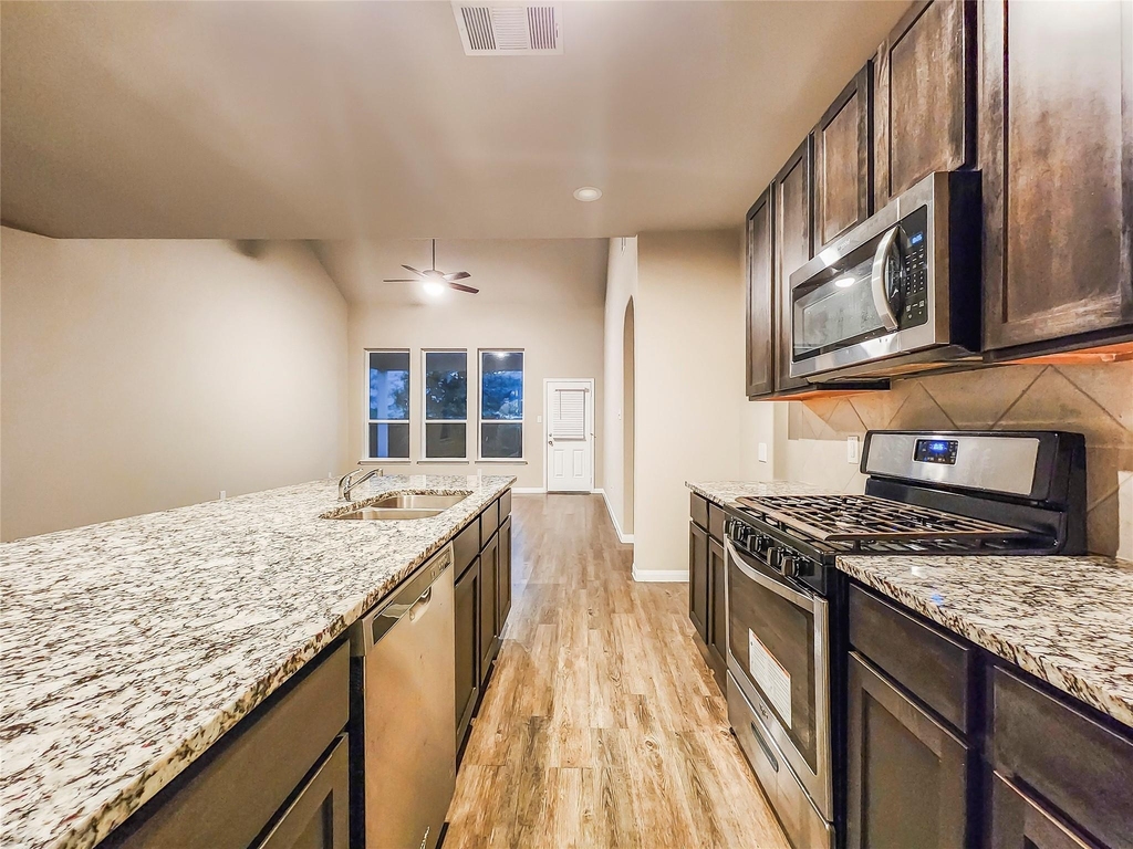 4329 Mcgregor Bluff Lane - Photo 4