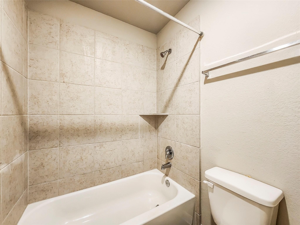 4329 Mcgregor Bluff Lane - Photo 13