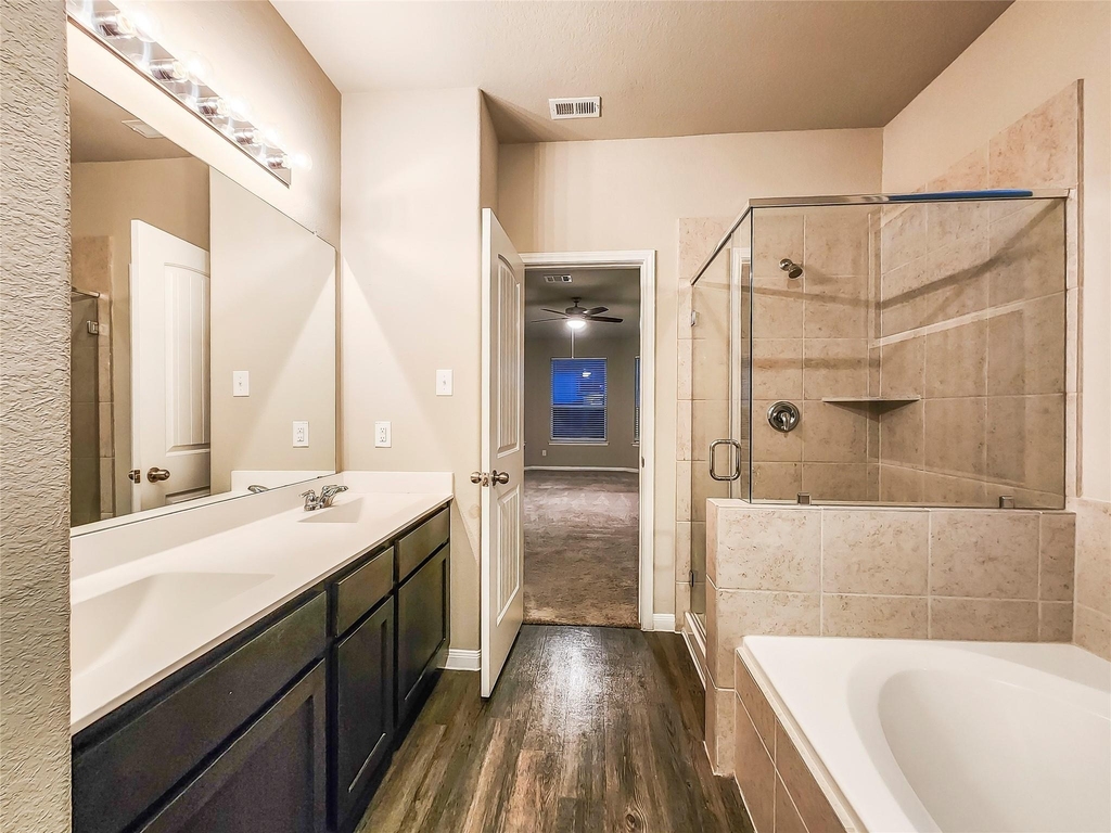 4329 Mcgregor Bluff Lane - Photo 9