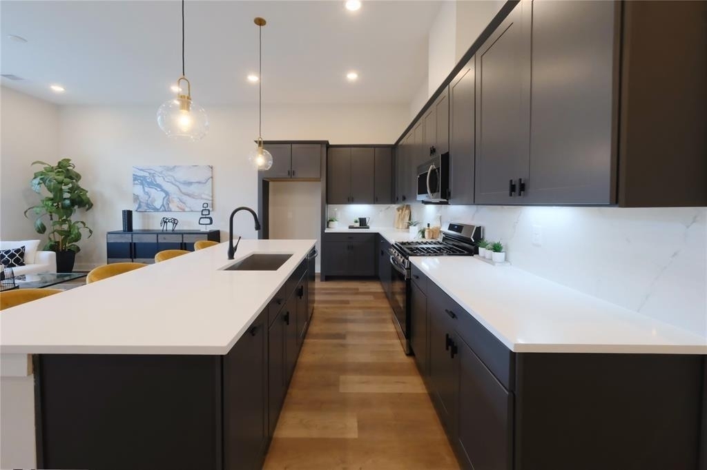 1806 Line Street - Photo 5