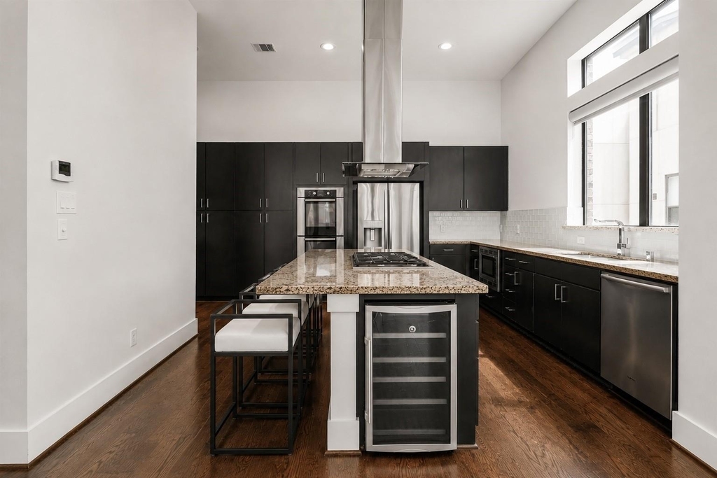 1903 Crockett Street - Photo 8