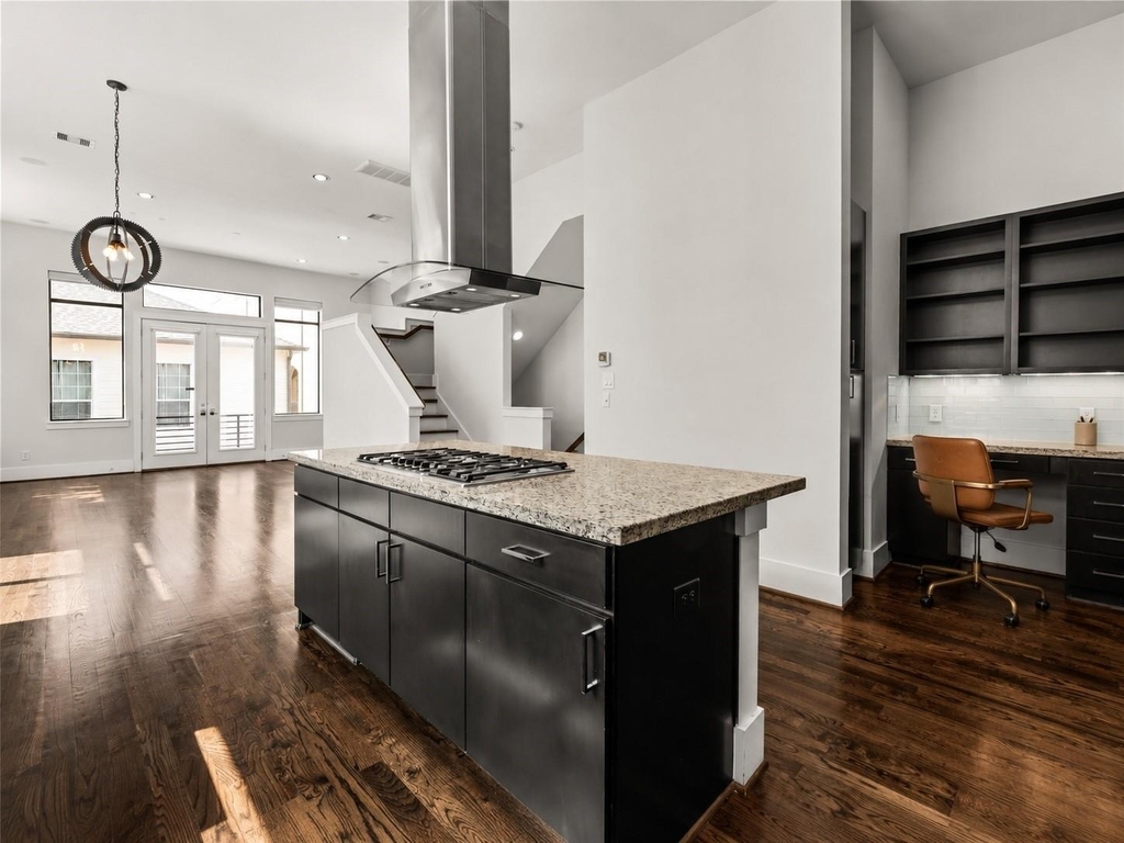 1903 Crockett Street - Photo 9