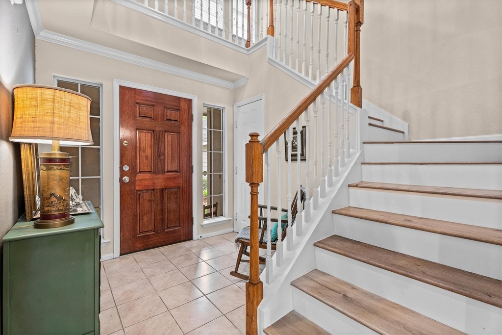 31 Endor Forest Place - Photo 6