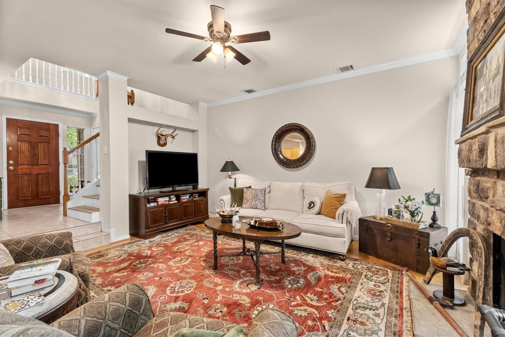 31 Endor Forest Place - Photo 10