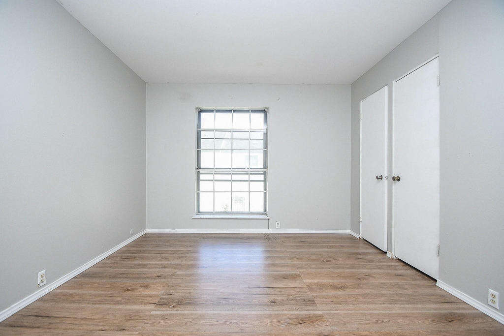 4258 Belle Park Drive - Photo 13