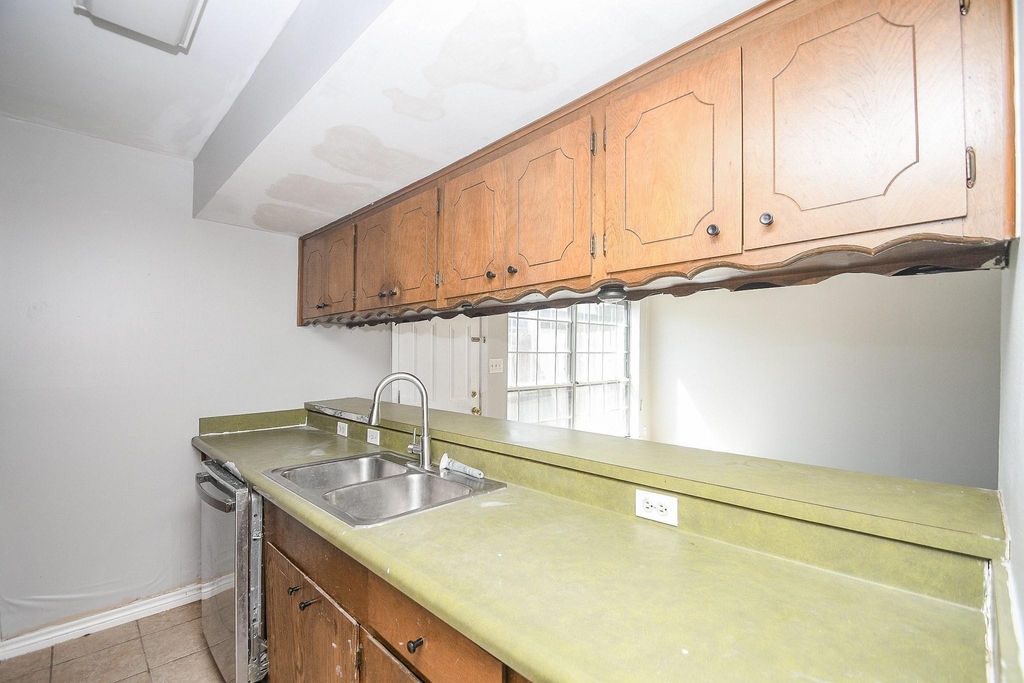 4258 Belle Park Drive - Photo 8
