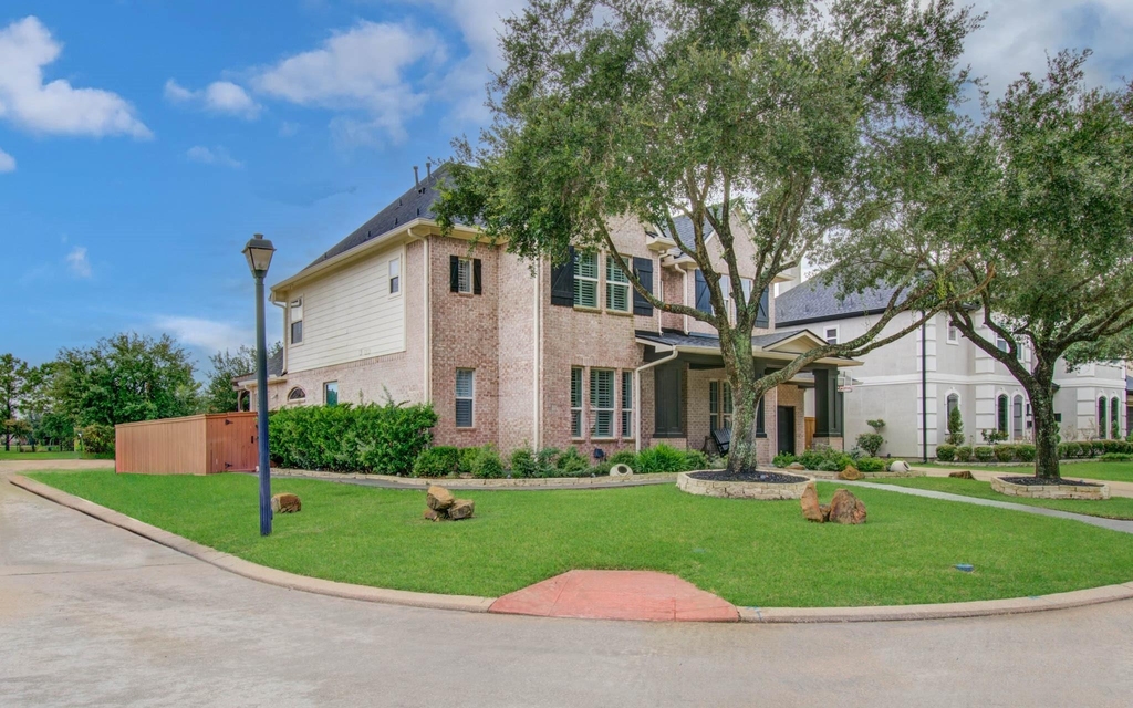 18807 Oriole Point Court - Photo 1