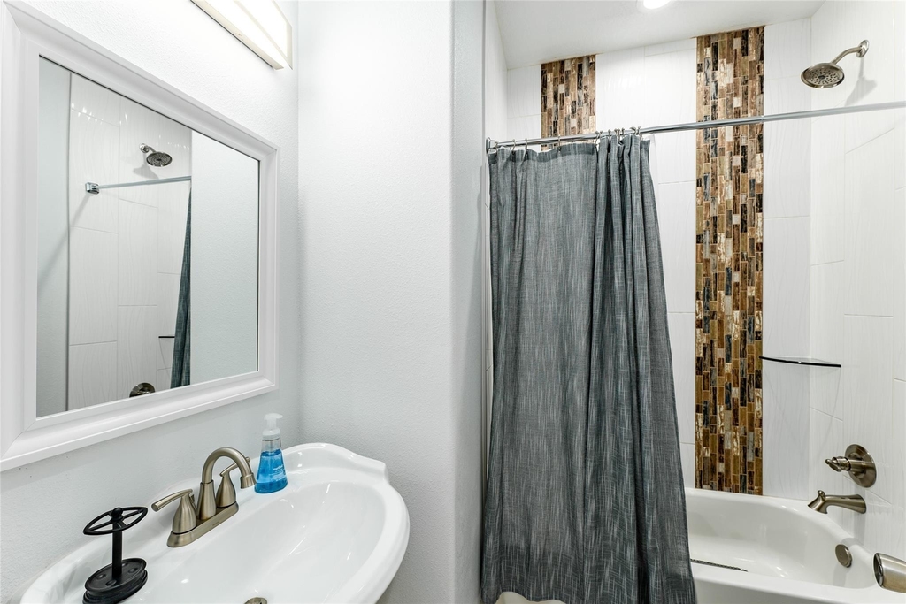 294 Debbie Lane - Photo 8