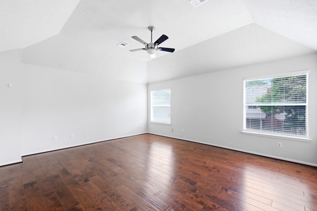 3126 Waters View Drive - Photo 30