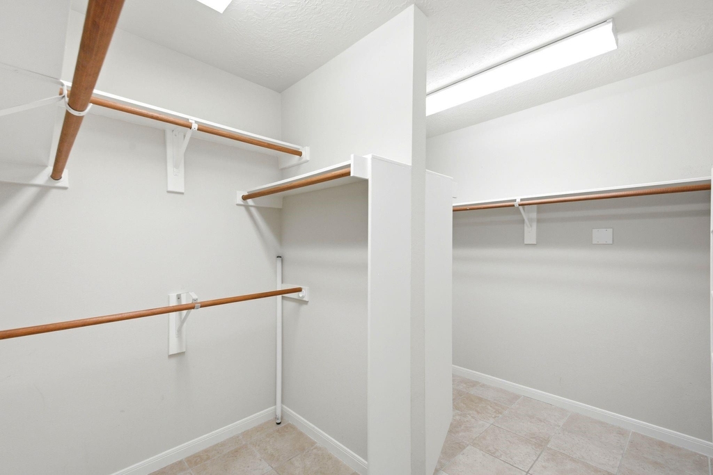 3126 Waters View Drive - Photo 36