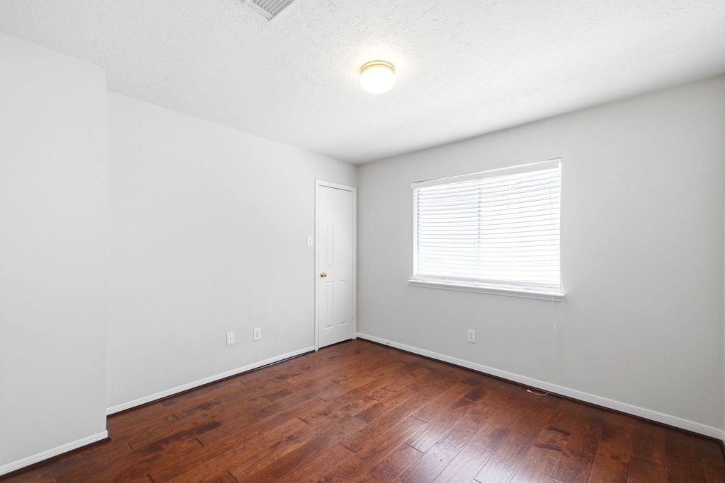 3126 Waters View Drive - Photo 38