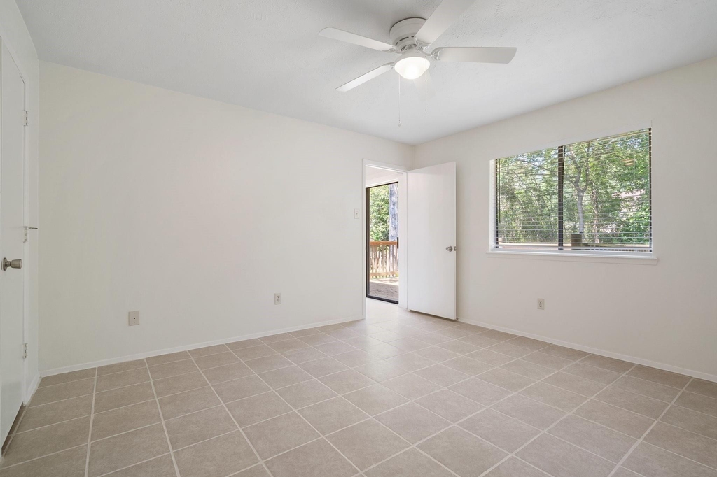 72 Oldstream Court - Photo 14