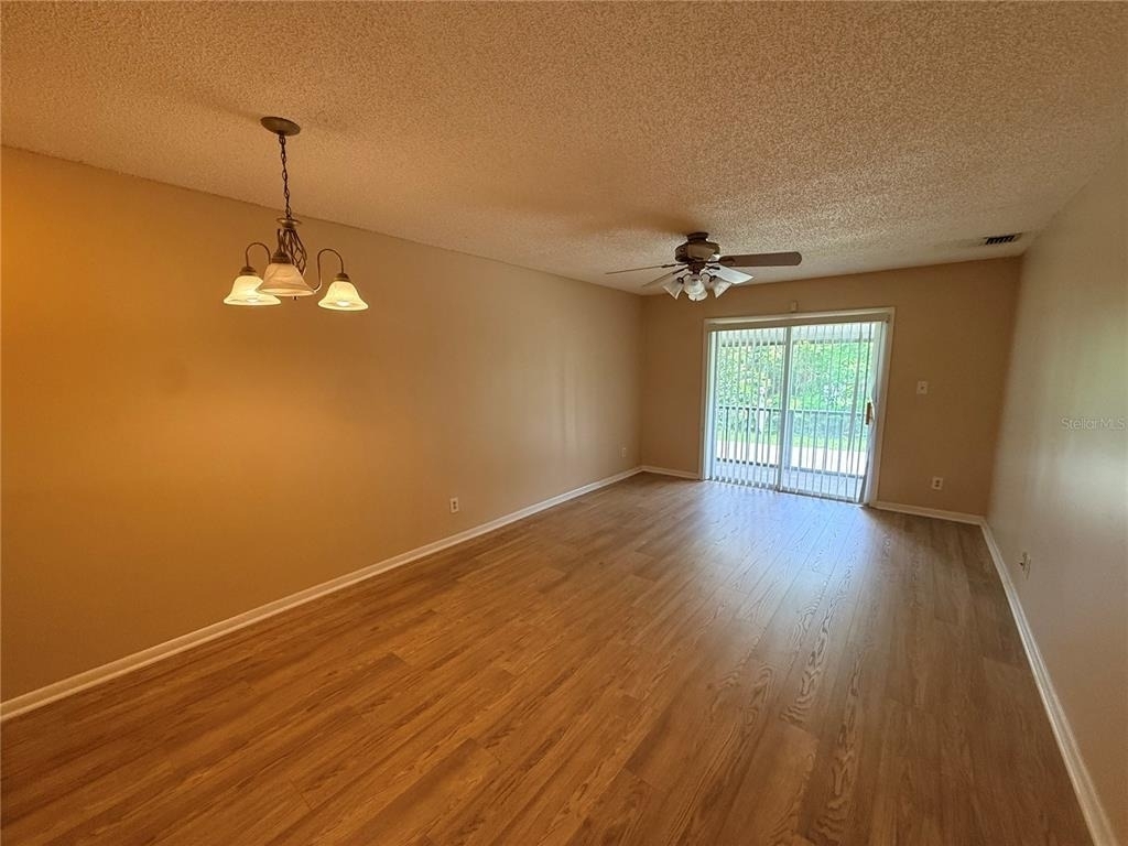 100 E Kentucky Avenue - Photo 8