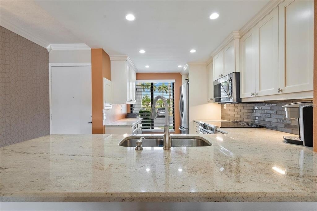 6277 Bahia Del Mar Boulevard - Photo 8