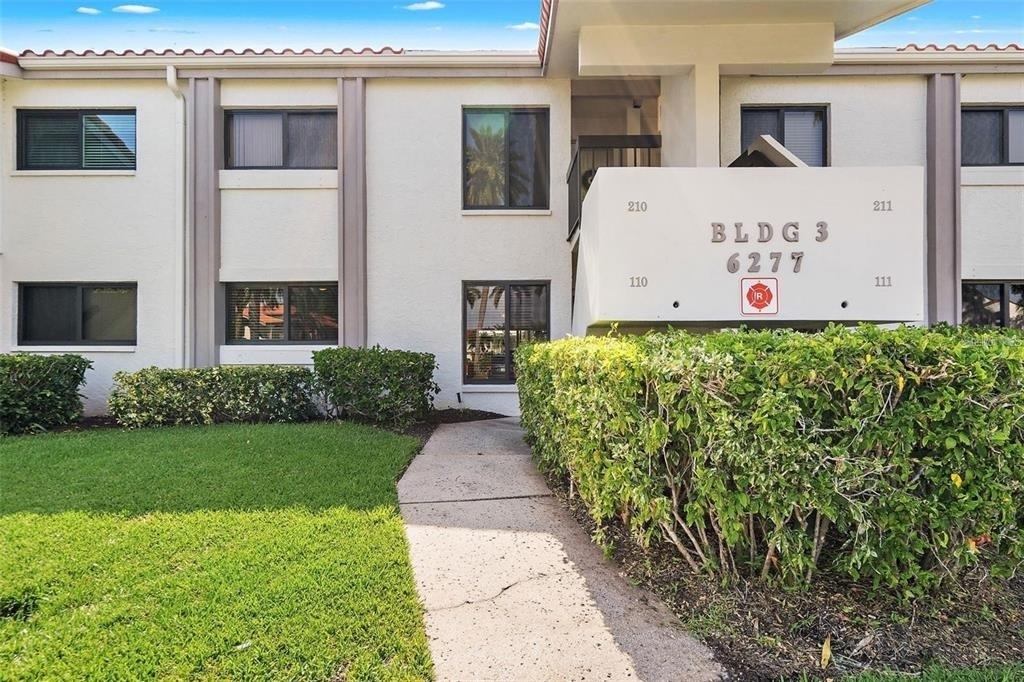 6277 Bahia Del Mar Boulevard - Photo 1
