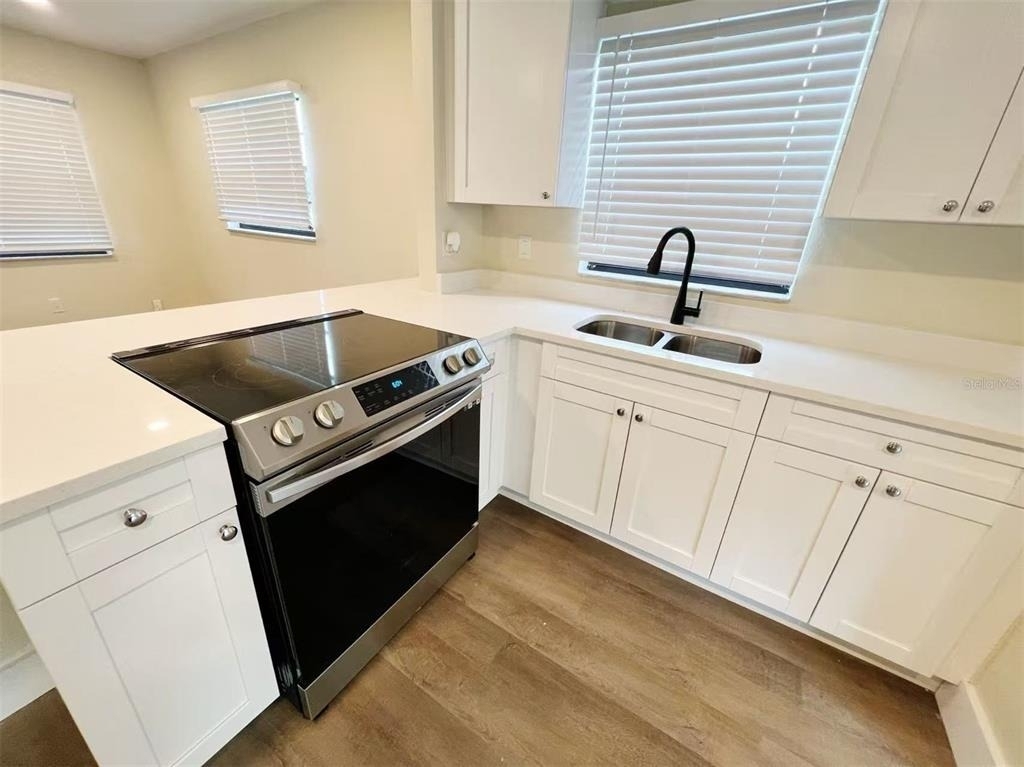 1016 9th Avenue - Photo 4