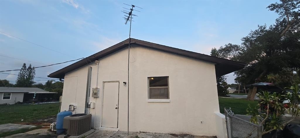 664 Cypress Road - Photo 16