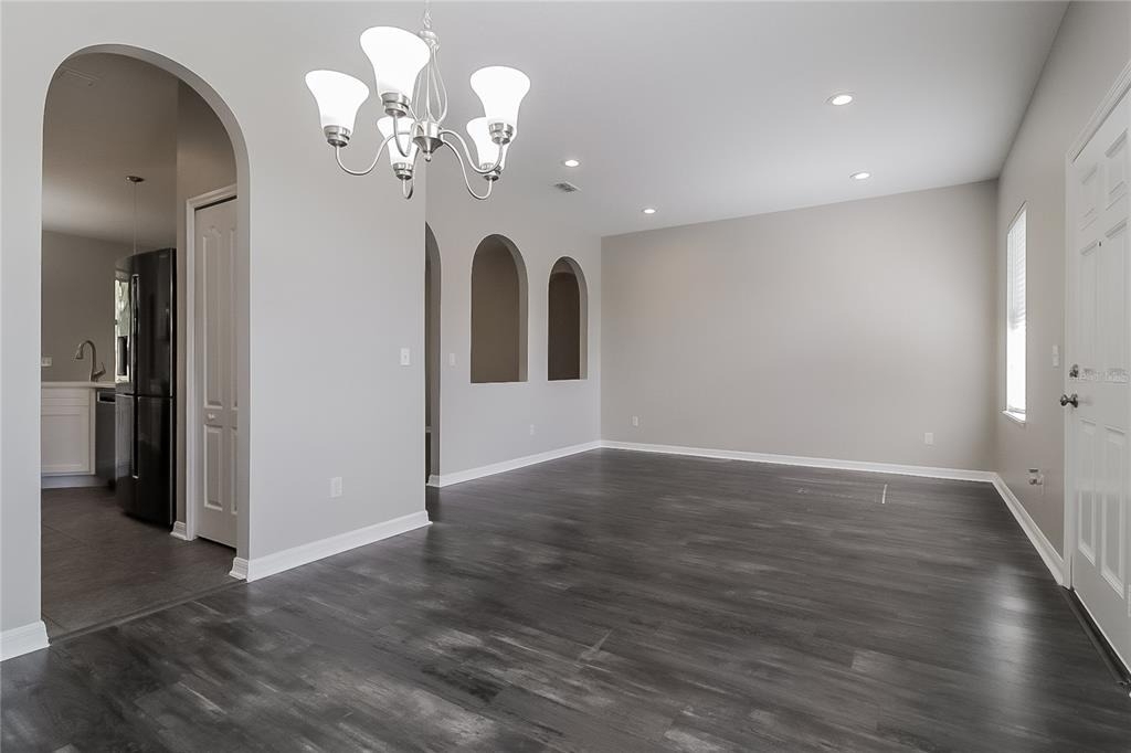 1117 Spruce Ridge Court - Photo 4