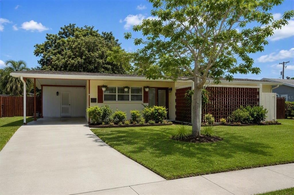 3416 Picwood Road - Photo 0