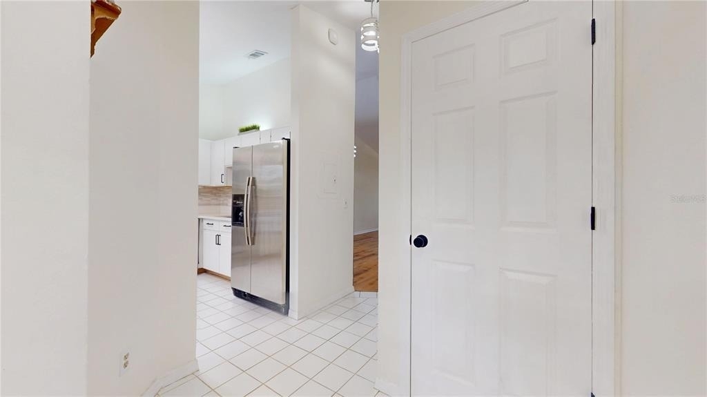 315 S Edison Avenue - Photo 9