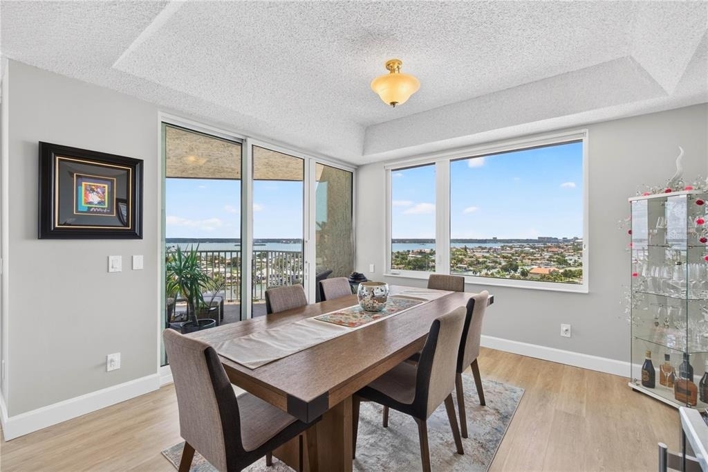 736 Island Way - Photo 32