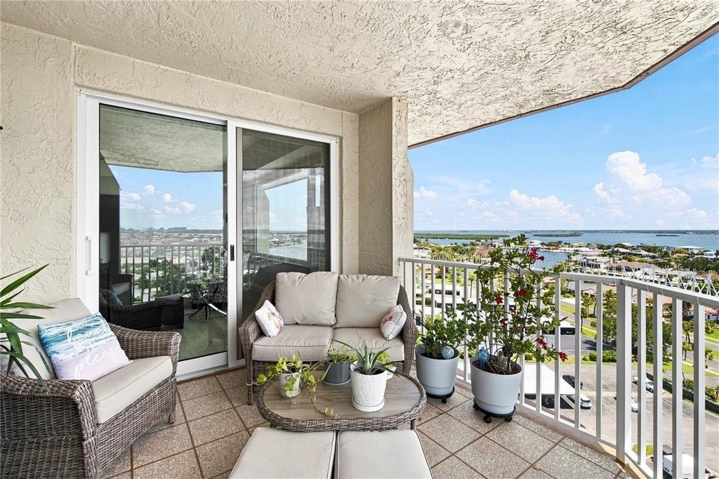 736 Island Way - Photo 25