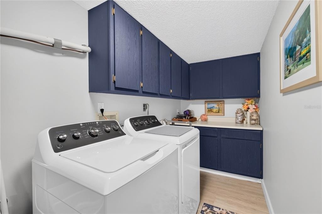 736 Island Way - Photo 39