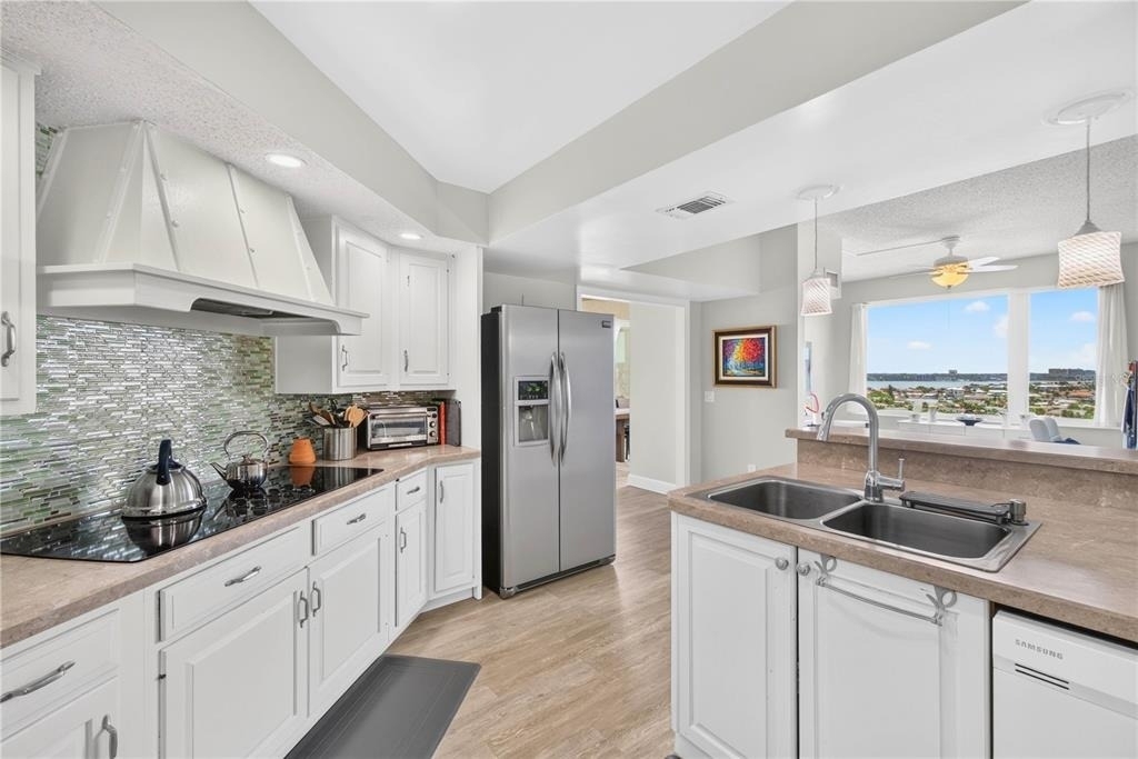 736 Island Way - Photo 28