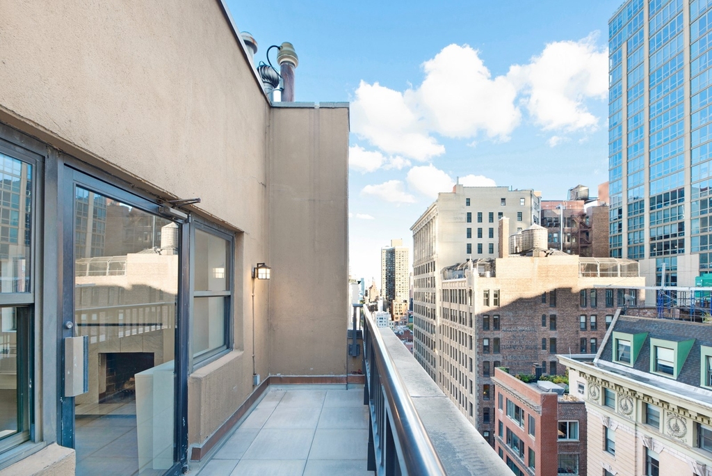 121 Madison Avenue - Photo 3