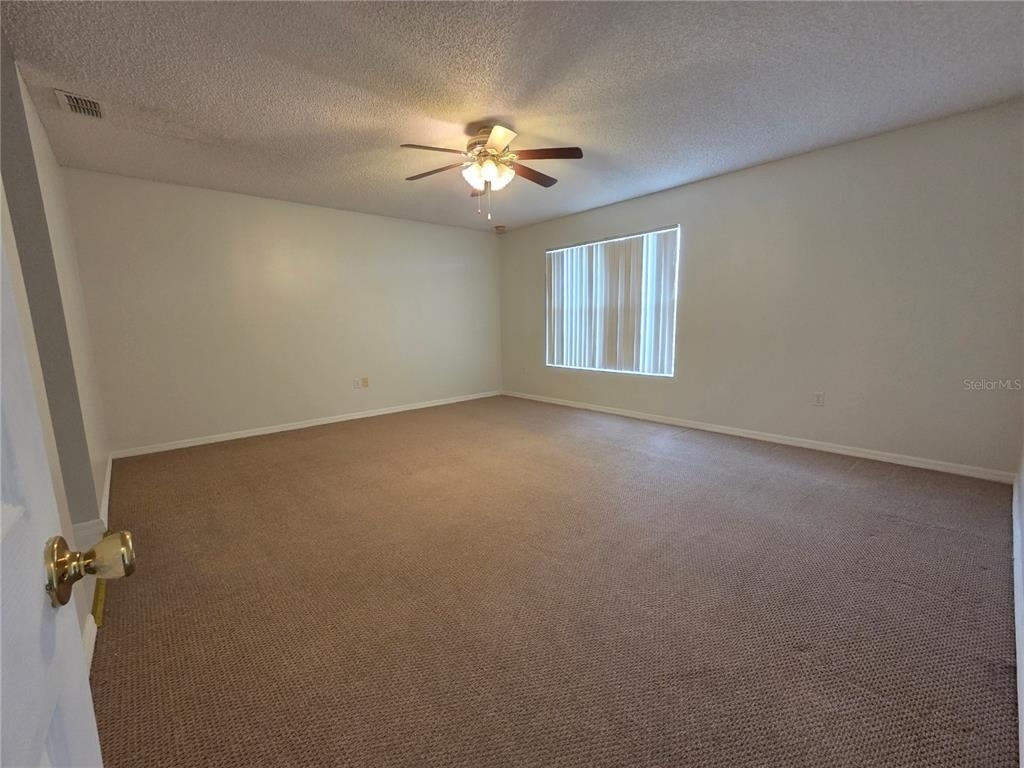330 Aldershot Court - Photo 33