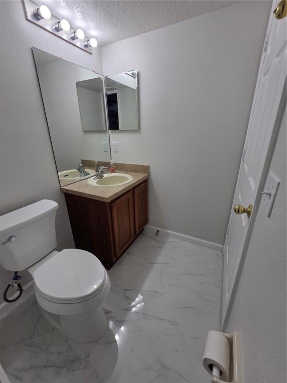 330 Aldershot Court - Photo 24