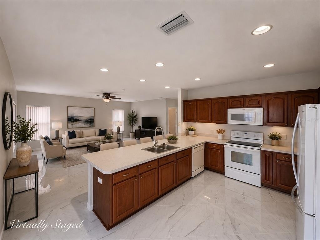 330 Aldershot Court - Photo 4