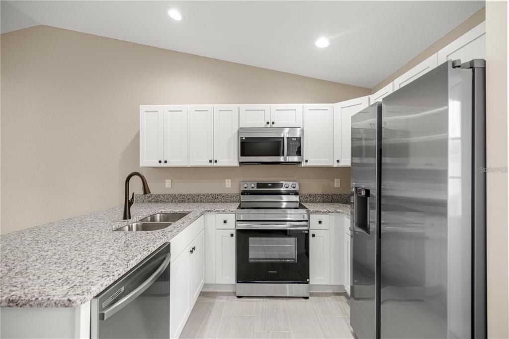 5795 Nw 11th Place - Photo 7