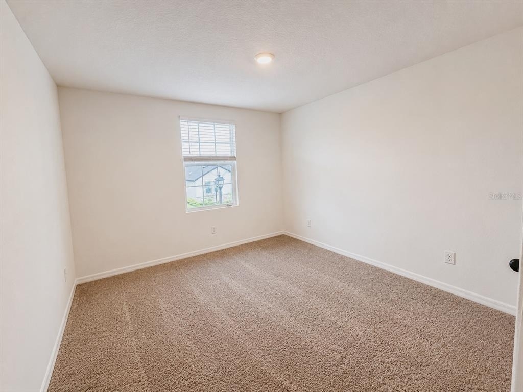 2074 Derwent Drive - Photo 8
