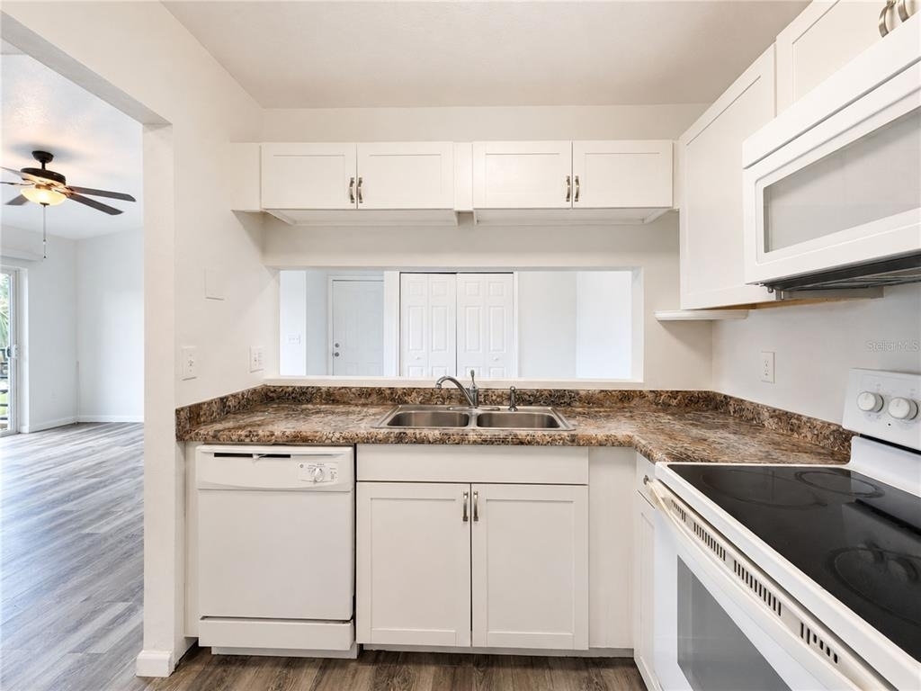 5214 Via Hacienda Circle - Photo 9