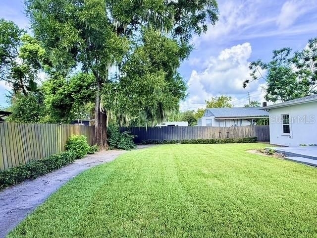 2408 Corrine Drive - Photo 25