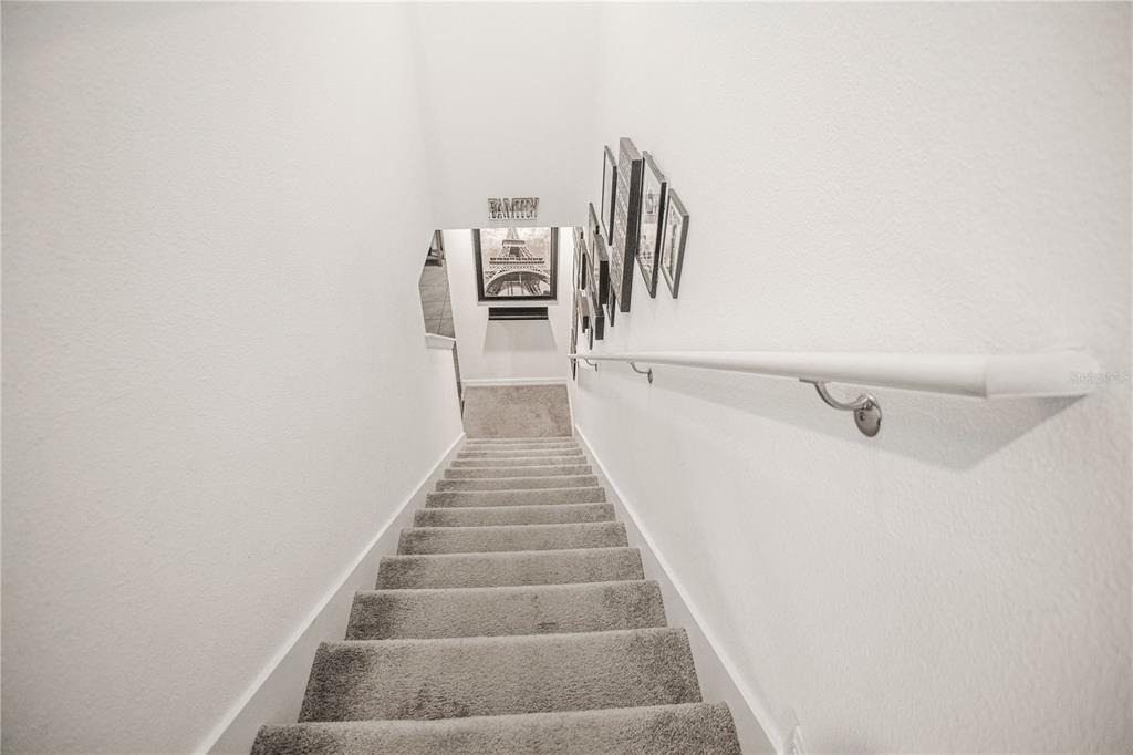 643 Belgrove Street - Photo 9