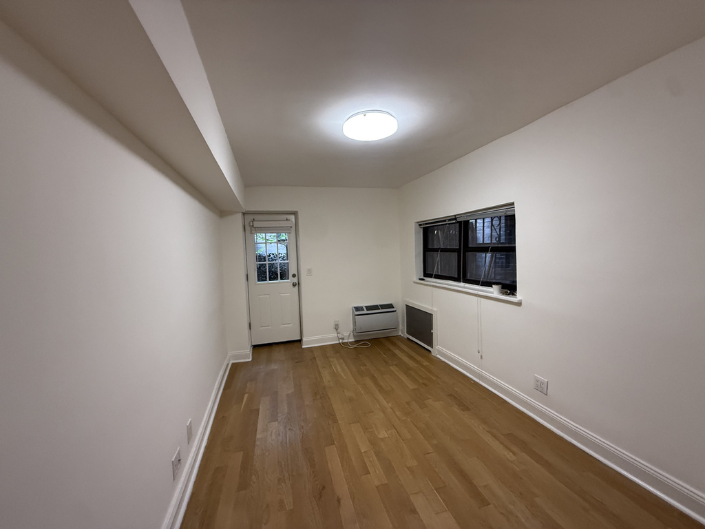 191 East 76th Street - Photo 6