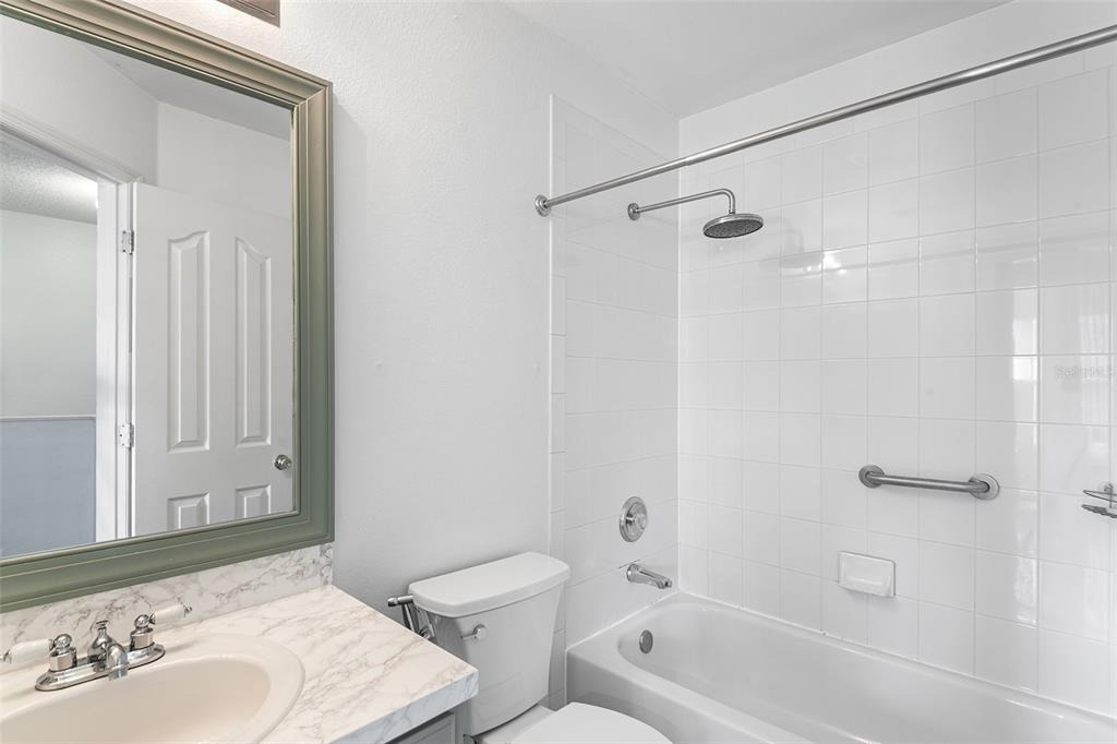 10112 Farmingdale Place - Photo 10