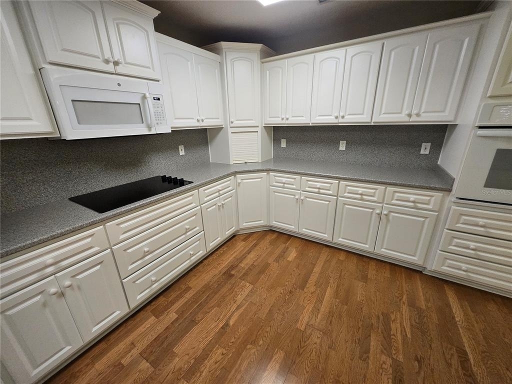 436 Se 4th Avenue - Photo 19