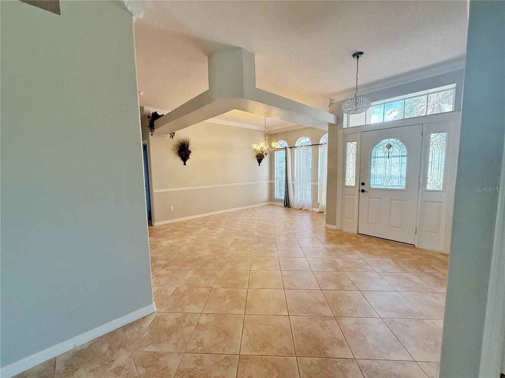 2222 Caxton Avenue - Photo 6