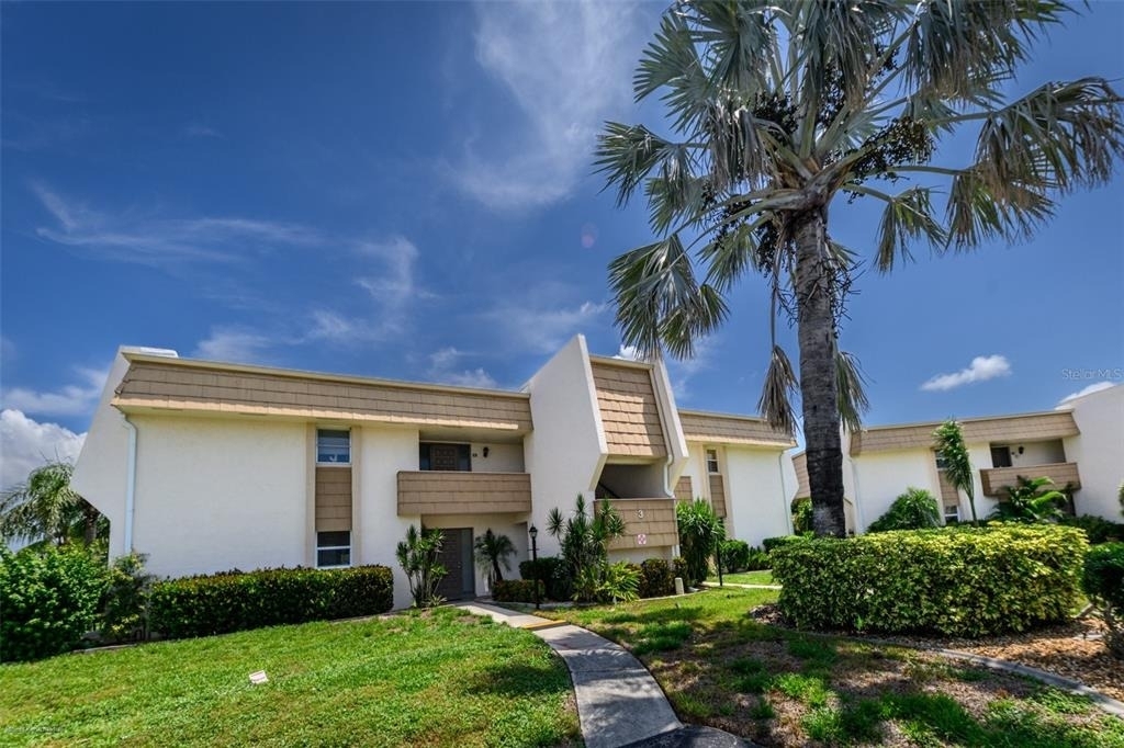 1080 Bal Harbor Boulevard - Photo 5