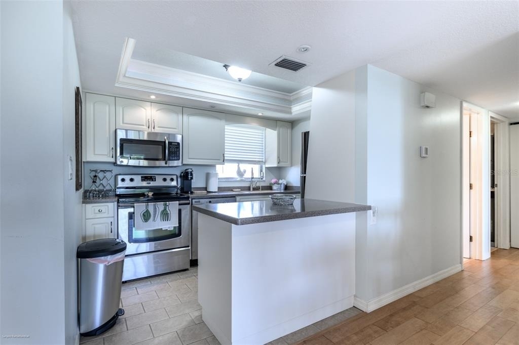 1080 Bal Harbor Boulevard - Photo 31