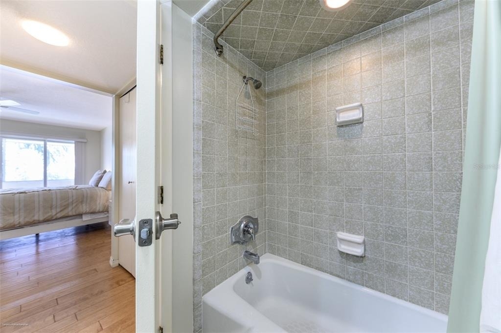 1080 Bal Harbor Boulevard - Photo 17